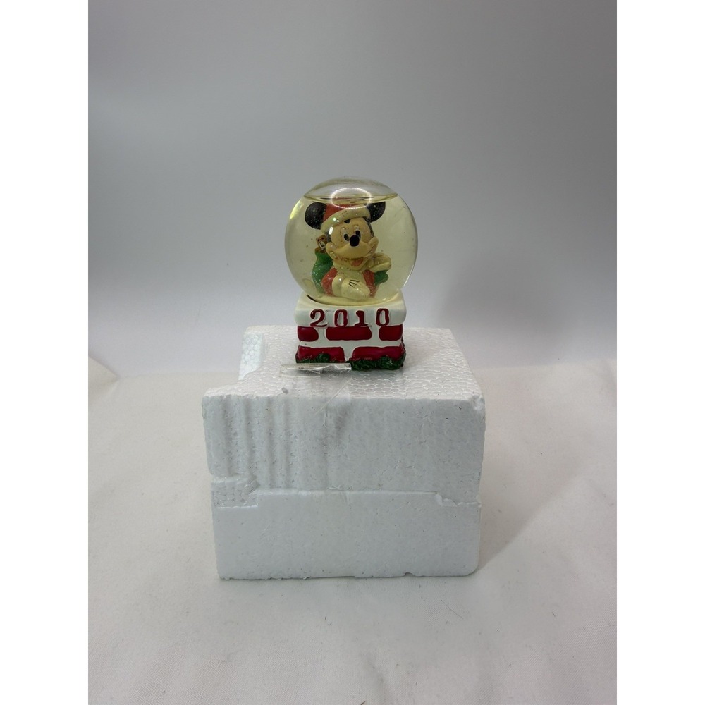 Disney Collectible Snow Globe with Mickey 2010 JCPenney Store Exclusive With Box